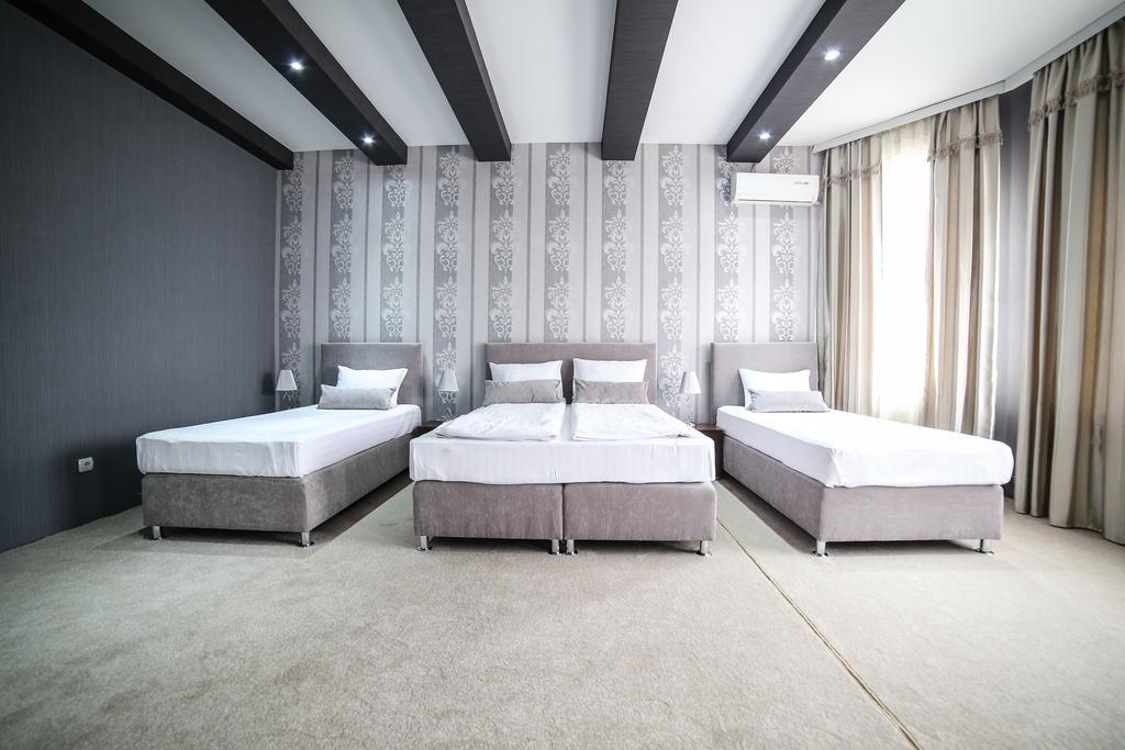 Garni Hotel Radovic Kragujevac Exterior foto