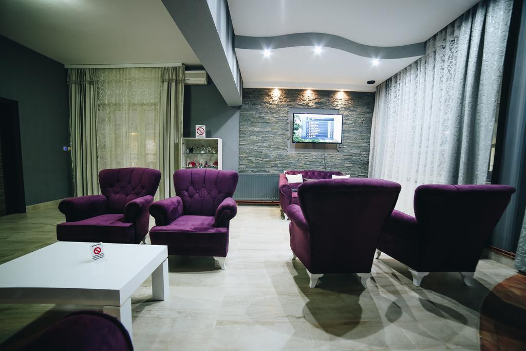 Garni Hotel Radovic Kragujevac Exterior foto