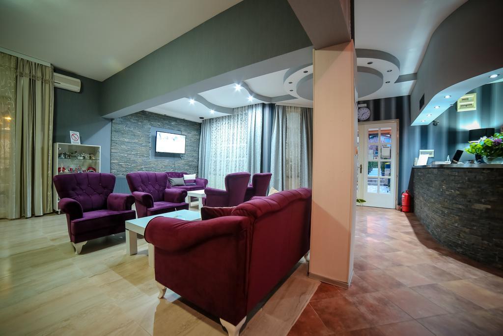Garni Hotel Radovic Kragujevac Exterior foto
